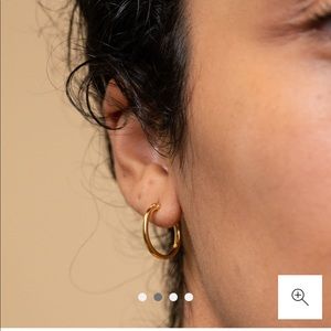 Mejuri Midi Hoops